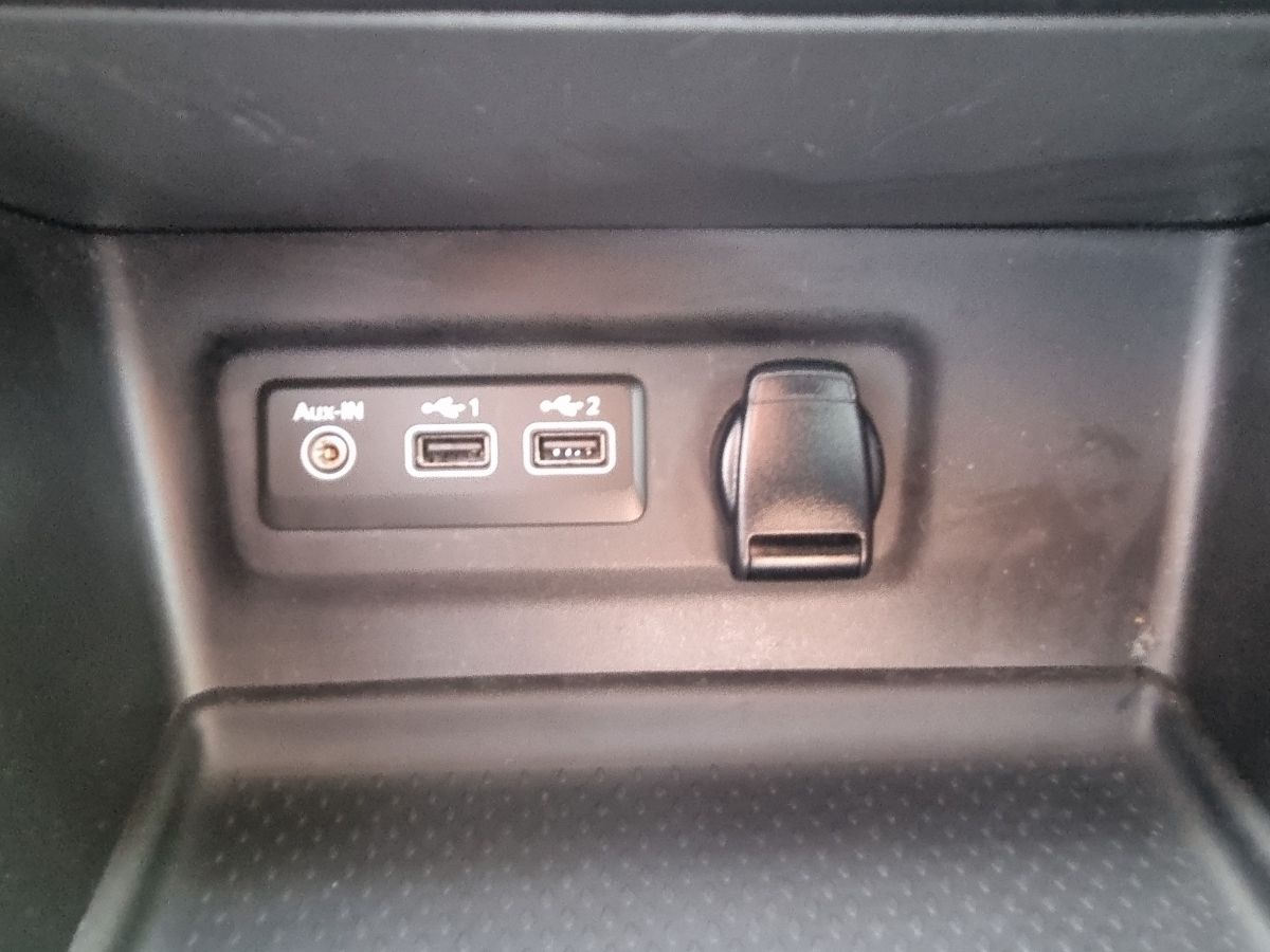 Fahrzeugabbildung Renault Megane R.S. Line TCe 160 EDC