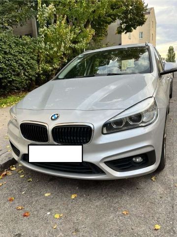 BMW 216 Baureihe 2 Active Tourer 216 d Advantage Aut