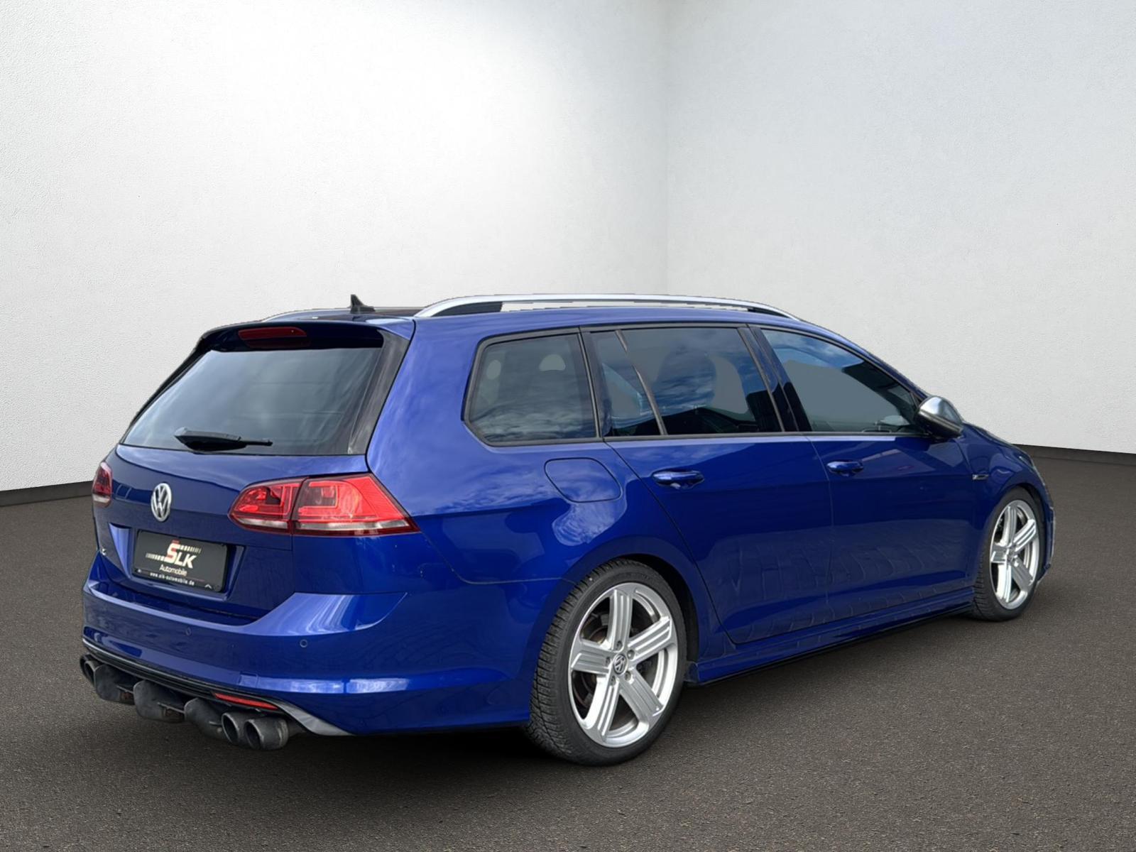 Volkswagen Golf VII R SW 300 ch 4Motion DSG • Toit pano • Dynaudio • ACC • DCC • Caméra • Cuir