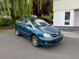 Nissan Almera Tino Visia - Nissan Almera: Visia