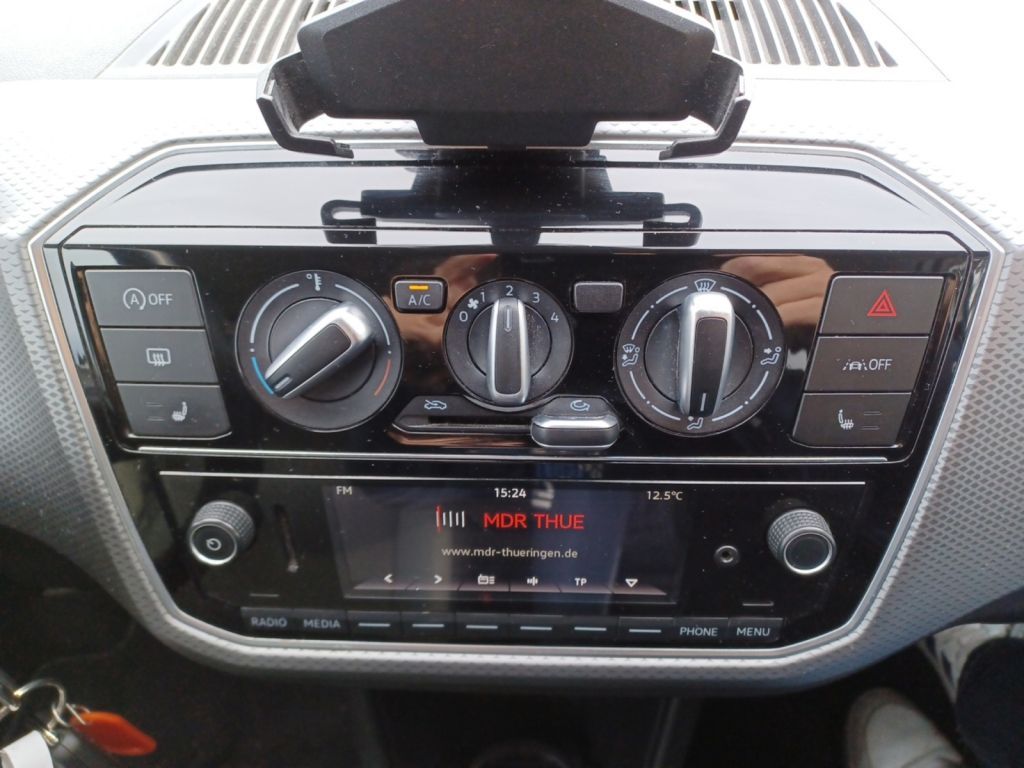 Fahrzeugabbildung Volkswagen up! Active Shzg, Rückfahrkamera, LM-Räder