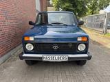 Lada Niva TAIGA Day 4x4 wie neu 2121DE Standhzg. Navi - Lada Gebrauchtwagen von 2014