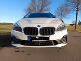 BMW 220 Gran Tourer 220d  Autom, Sportsitze, FullLED - BMW 2er-Reihe F22 mit Diesel-Antrieb