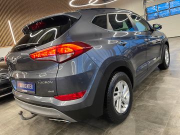 Hyundai Tucson Premium 4WD *AHK*KAMERA*NAVI*PANO*LEDER*