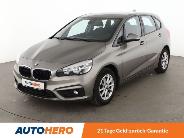 BMW 220i Active Tourer Aut.*NAVI*TEMPO*CAM*SHZ*