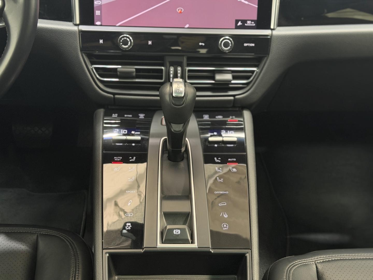 Porsche Macan S Luft/AHK/El. Pano/Navi Leder/BOSE/360KAM