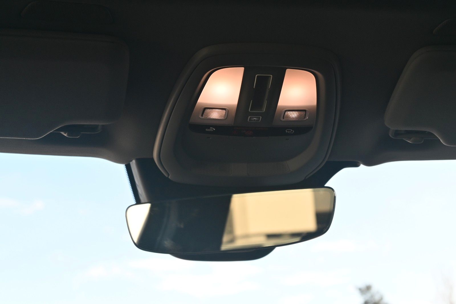 Fahrzeugabbildung Volvo XC90 B5D AWD Ultimate Bright*PANO*STHZ*LUFT*AHK