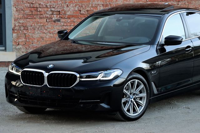 BMW 530e xDr/LASER/KOMFORTSITZE/SITZKLIMA/EXCLUSIVE/