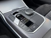 BMW 330 - Vorschau Bild 16