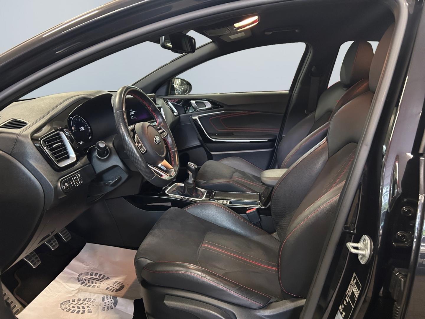 Kia ProCeed 1.6 T-GDI GT *Digi CP*Navi*JBL*CAM*SHZ*