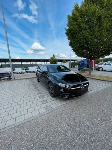 MERCEDES-BENZ Verkaufe A250E BJ 2020