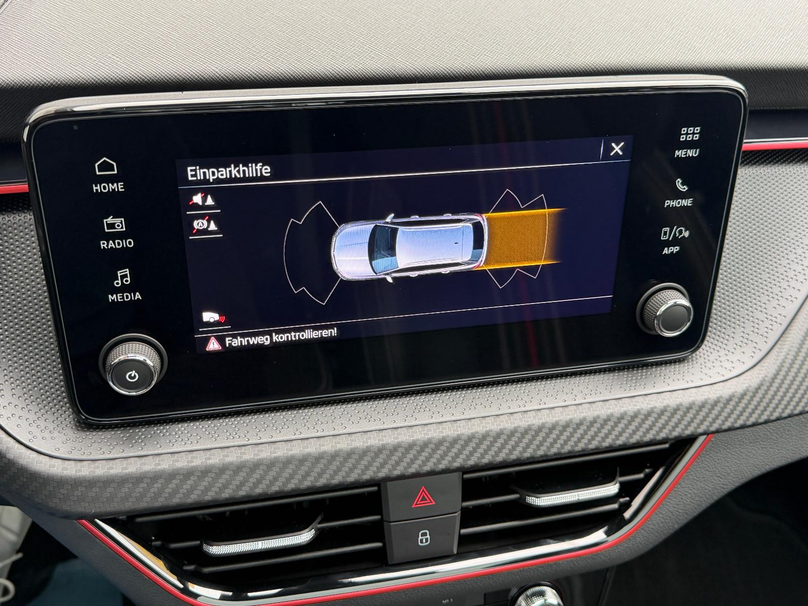 Skoda Kamiq 1.0 TSI DSG Monte Carlo (Pano,AHK,5/100)