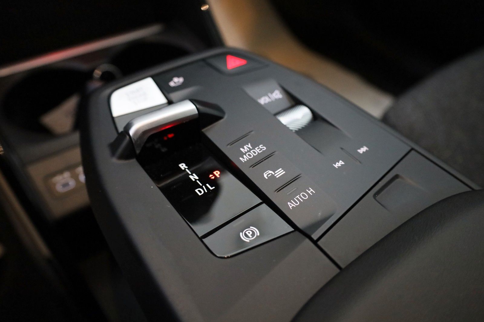 Fahrzeugabbildung BMW X1 xDrive 25 e,Navi,LED,SH,Kamera,Carplay,DAB