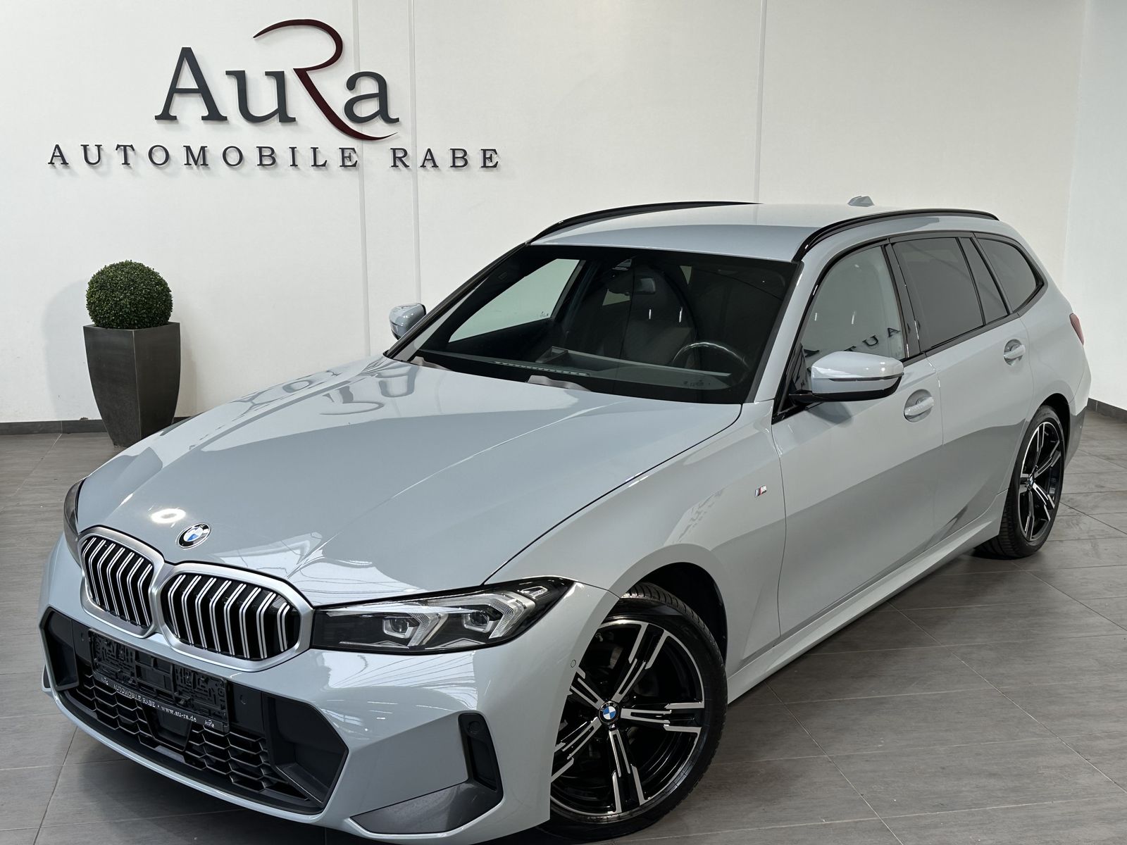 Fahrzeugabbildung BMW 320d Touring M-Sport NAV+LED+ACC+SHZ+VCOCK+18ZO