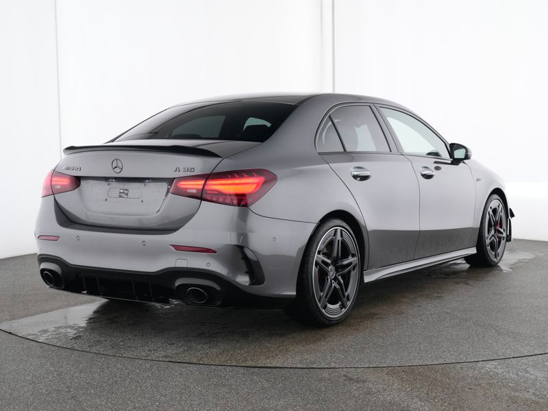 Fahrzeugabbildung Mercedes-Benz AMG A 35 4M Limousine Aero+Night II+Totw+Keyless