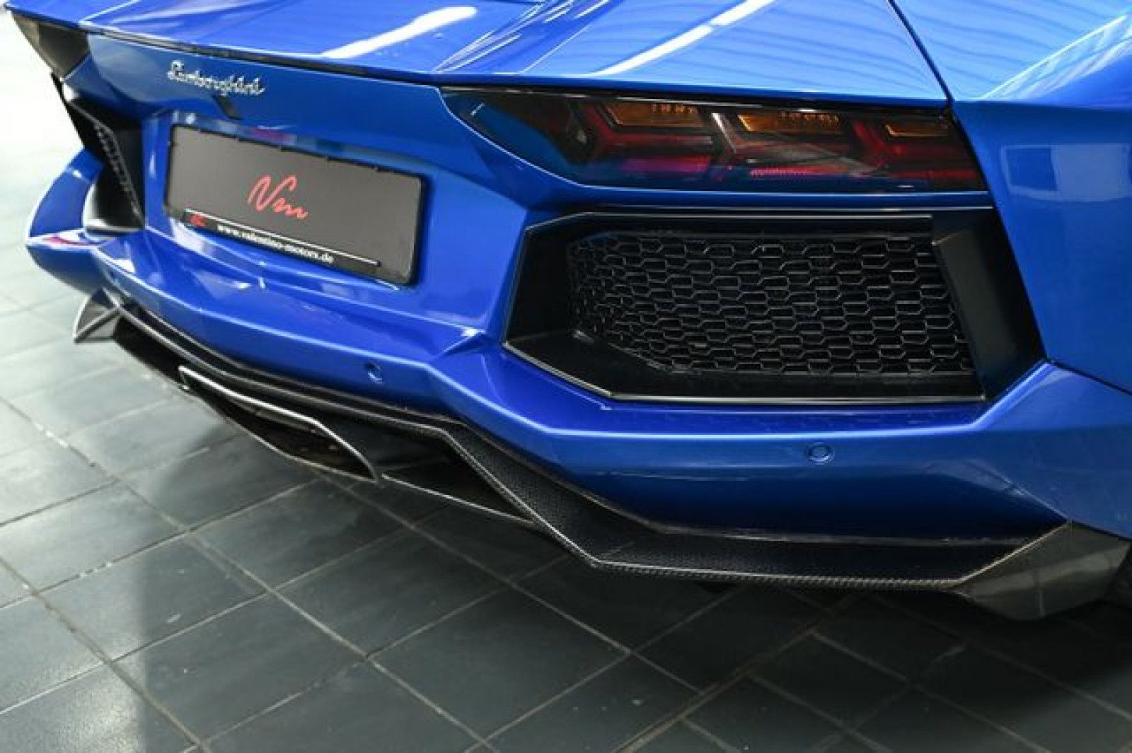Fahrzeugabbildung Lamborghini Aventador LP 700-4 - Ad Personam|ParkAssi|Carbon
