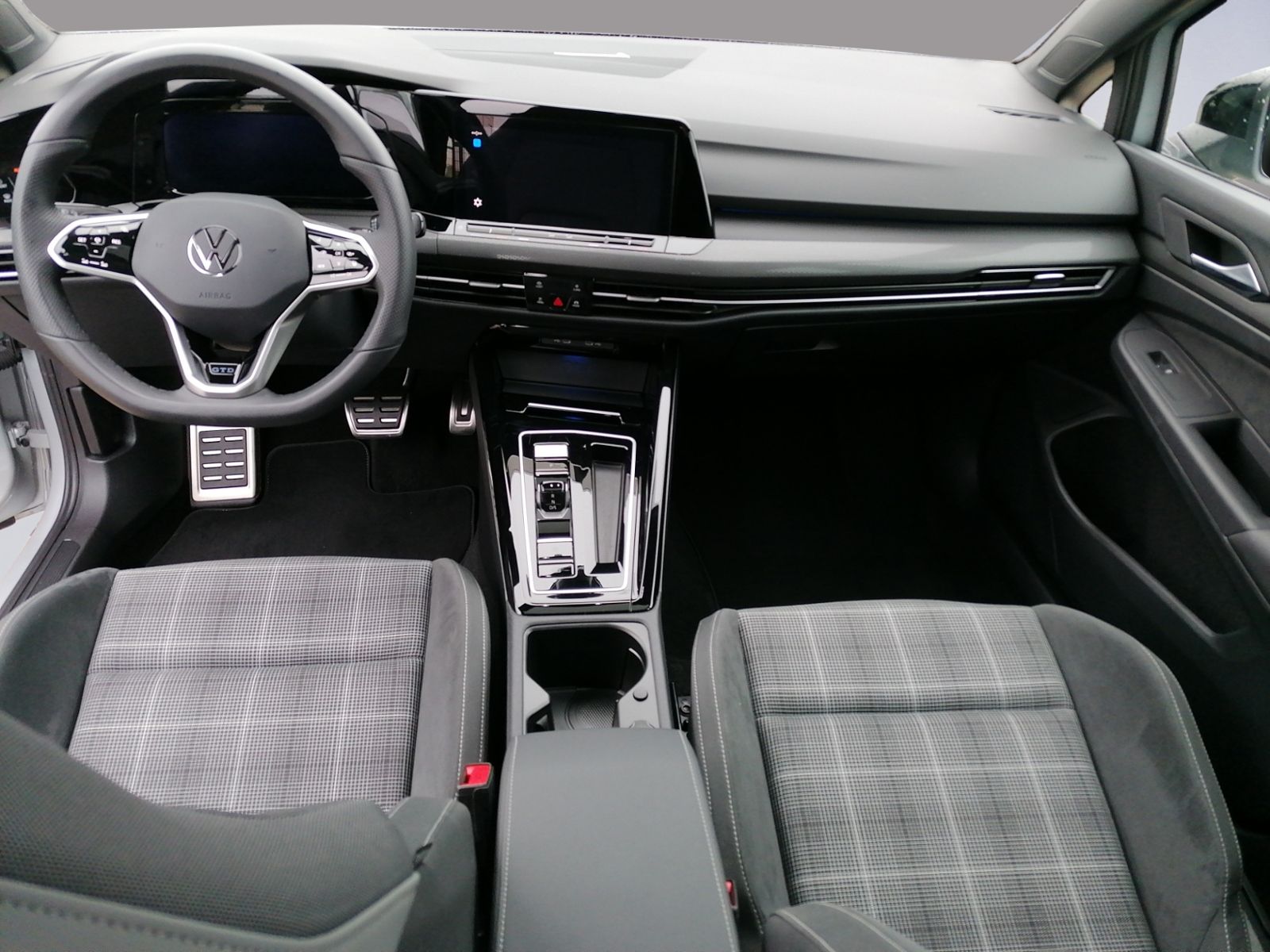 Golf VIII GTD DSG PANO+19"+LED+NAVI+BLACK-STYLE