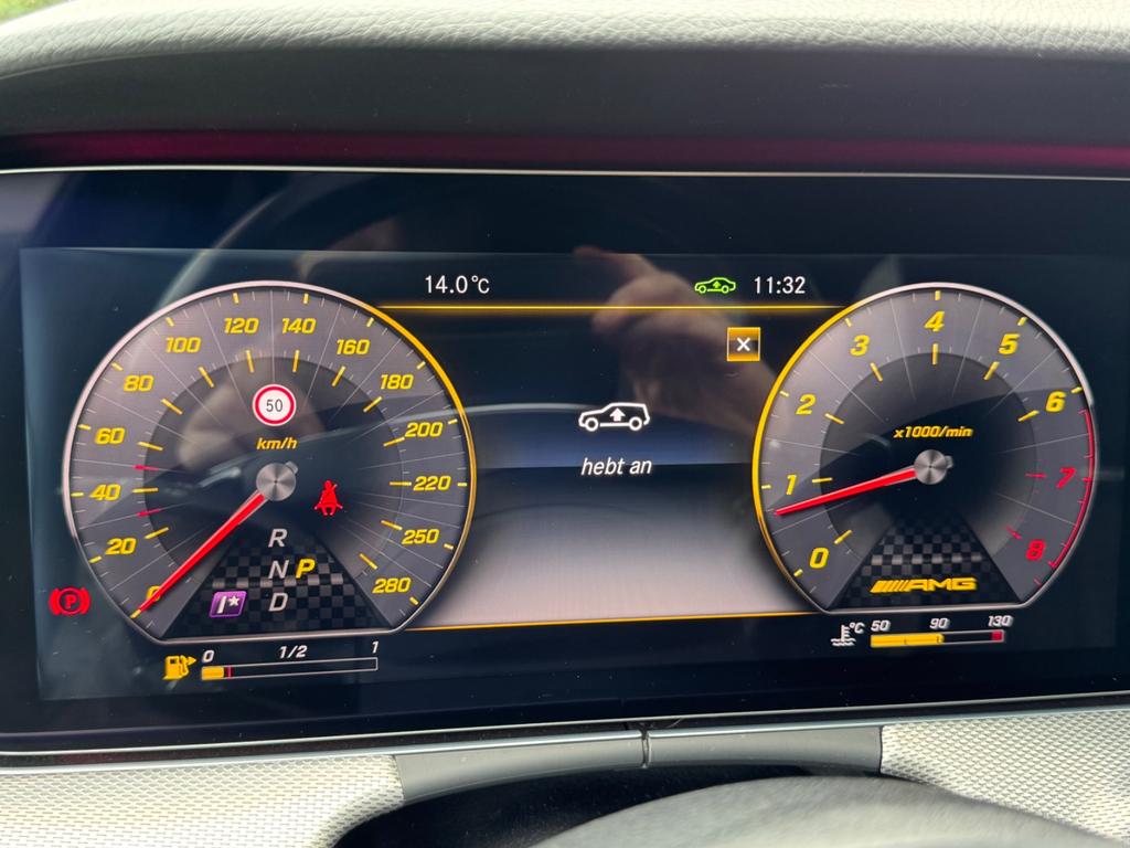 Mercedes-Benz E 43 AMG