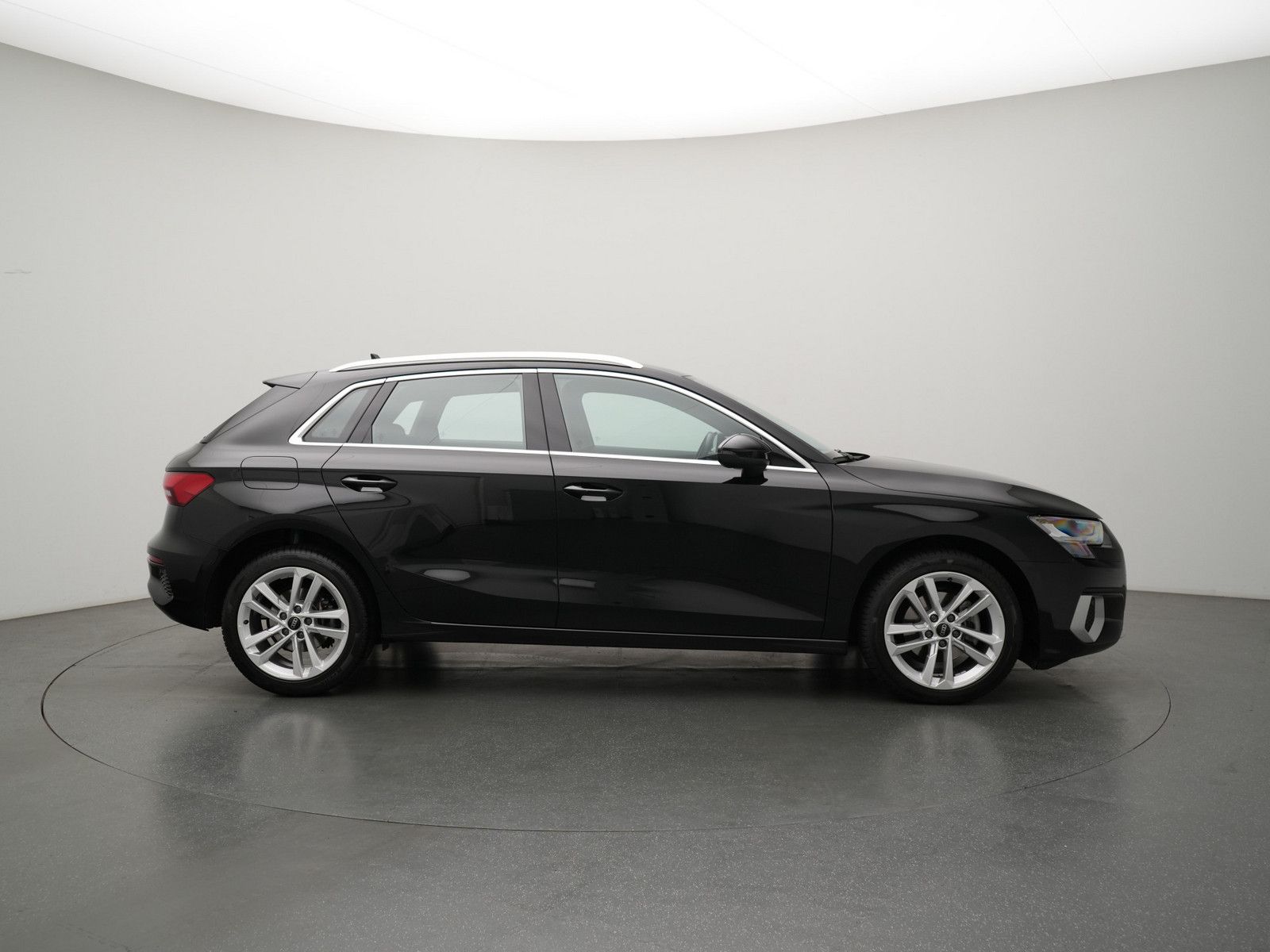 Audi A3 Sportback advanced S TRON ACC NAVI SHZ PDC imagem 3