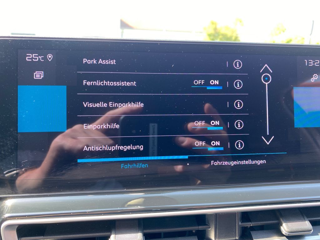 Fahrzeugabbildung Citroën C5 Aircross Pure Tech 130 S&S EAT8 MAX