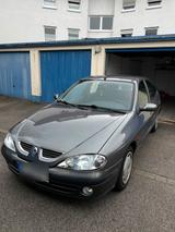Renault RENAULT MEGANE / ANFÄNGER ODER WINTERAUTO - gebrauchte Renault Megane aus dem Jahr 2000