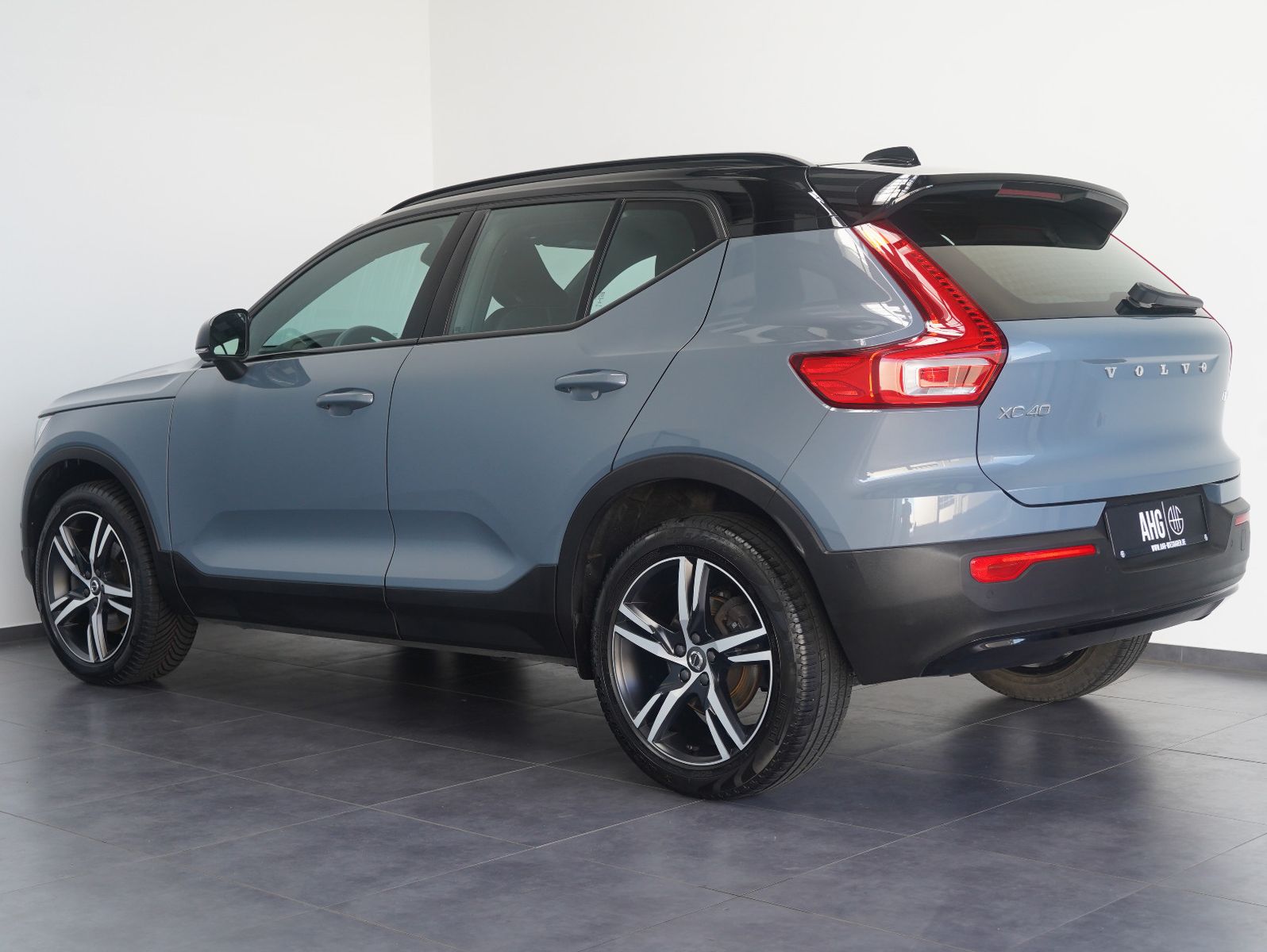 Fahrzeugabbildung Volvo XC40 B4 B R Design LED/NAVI/ACC/LEDER/360°