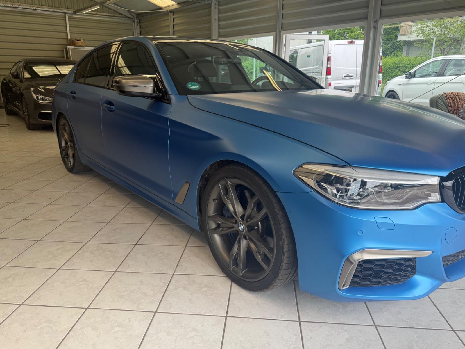 BMW M550i xDrive 4.4 V8 462 ch BVA / Bowers & Wilkins / Night Vision / Head-Up Display / Sièges ventilés
