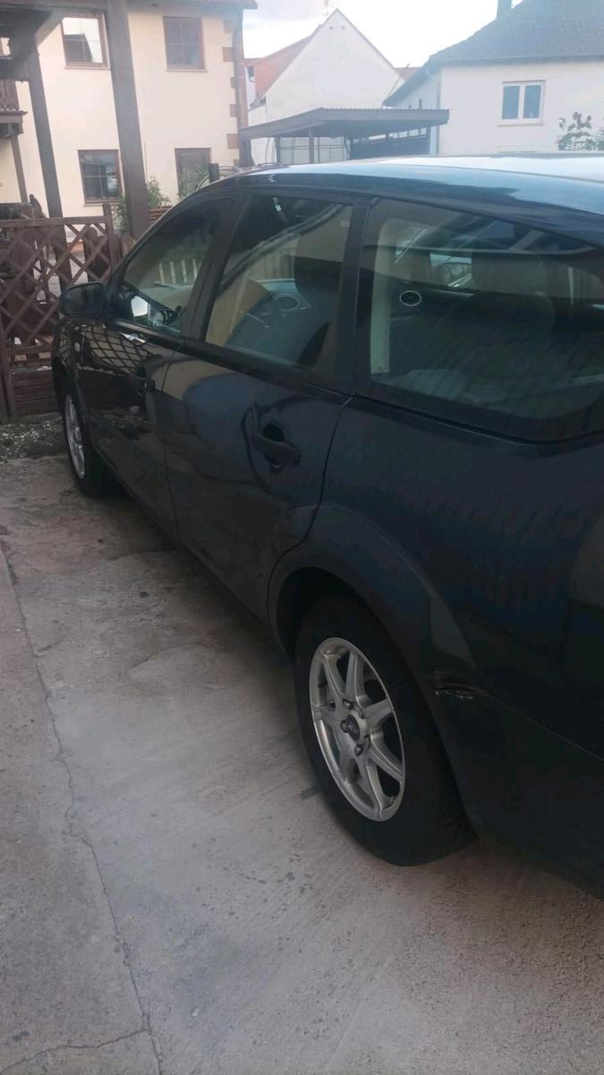 Ford Focus 2006 — photo 5