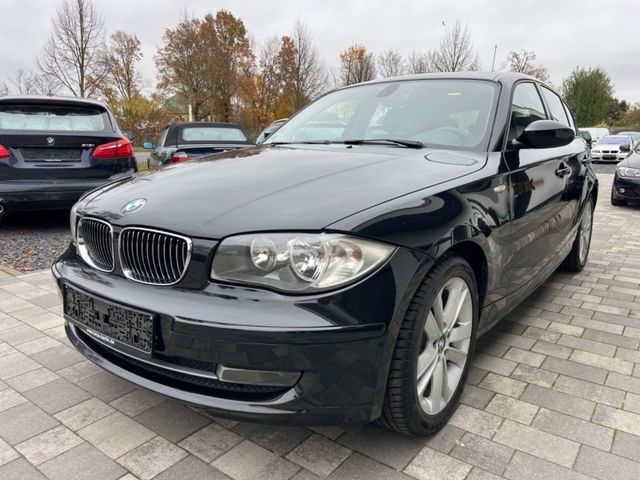 BMW 130 i Automatik 1. Hand Scheckheft Navi Tüv neu