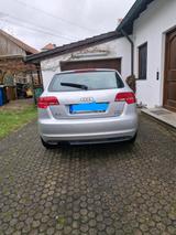 Audi A3 Sportback Kombilimousine - Audi 80 mit Benzin-Antrieb: Kombi