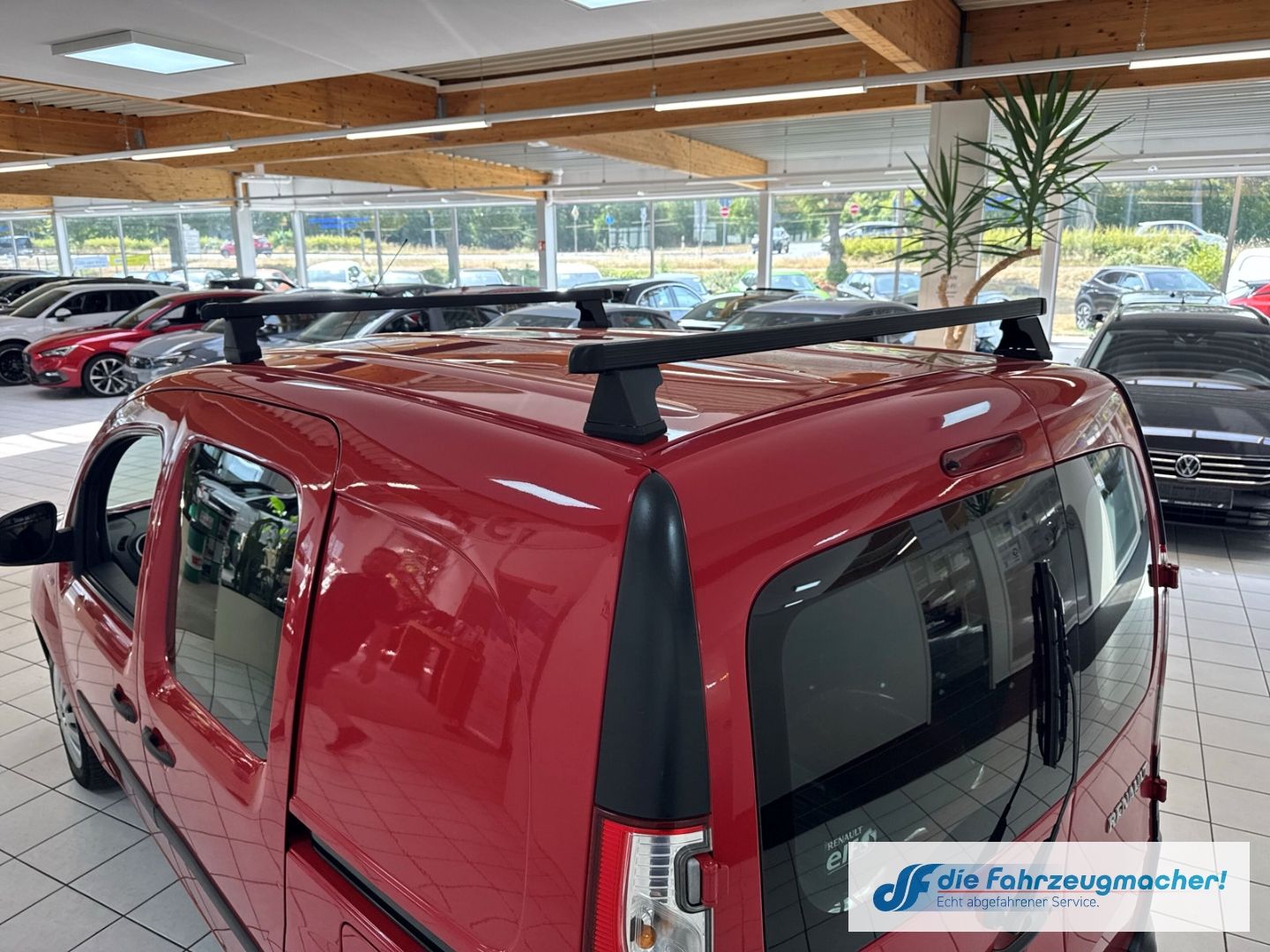Fahrzeugabbildung Renault Kangoo Rapid Extra Fahrerprofil Tel.-Vorb. PDC B