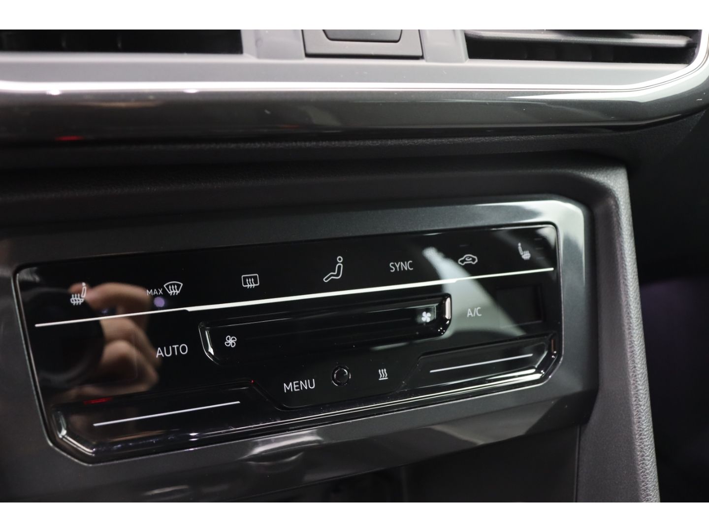 Fahrzeugabbildung SEAT Tarraco 2.0 AHK Schwenkbar ACC Navi SHZ