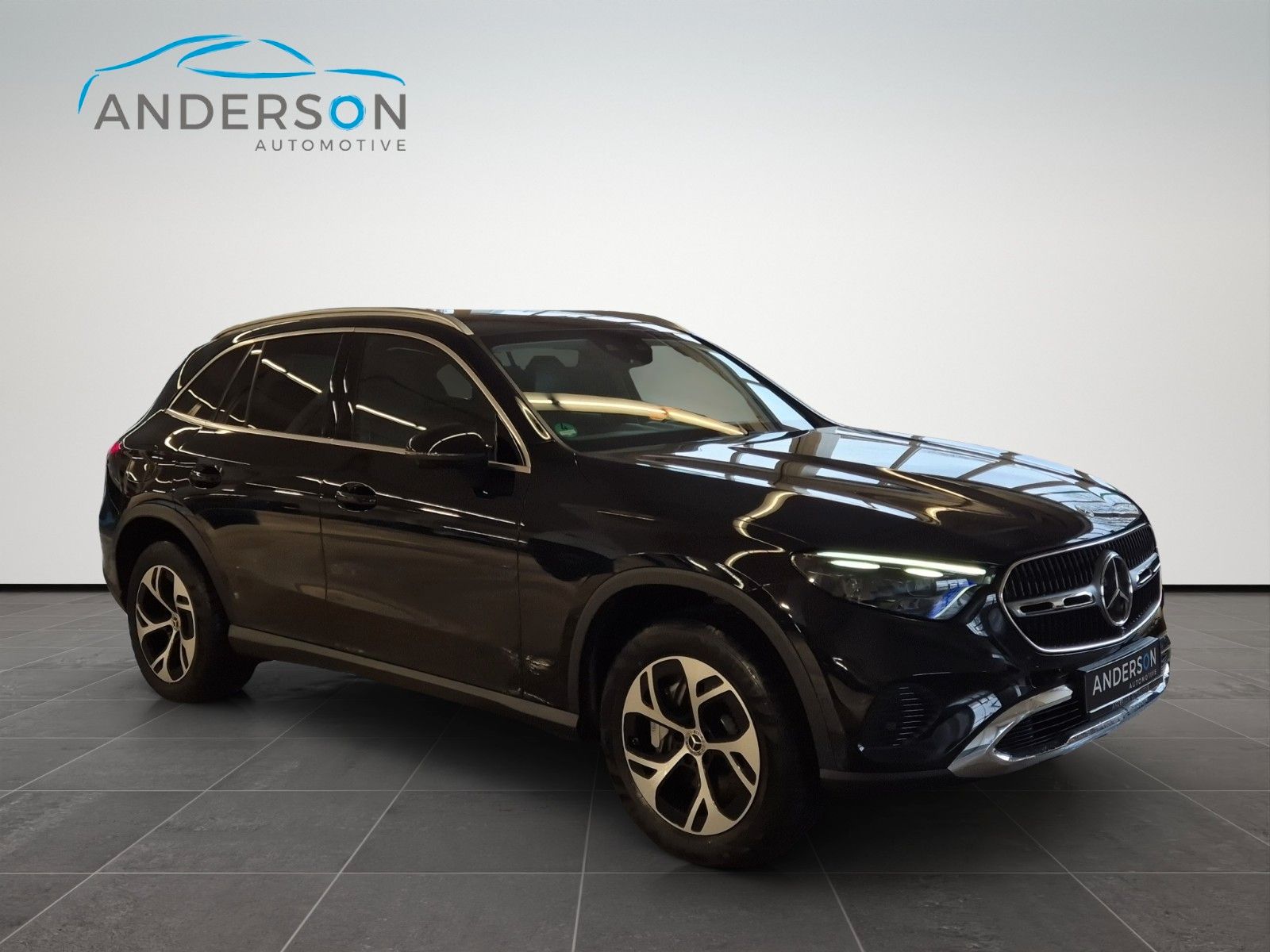 Fahrzeugabbildung Mercedes-Benz GLC300E 4MATIC 360° PANO DIG LIGHT AHK