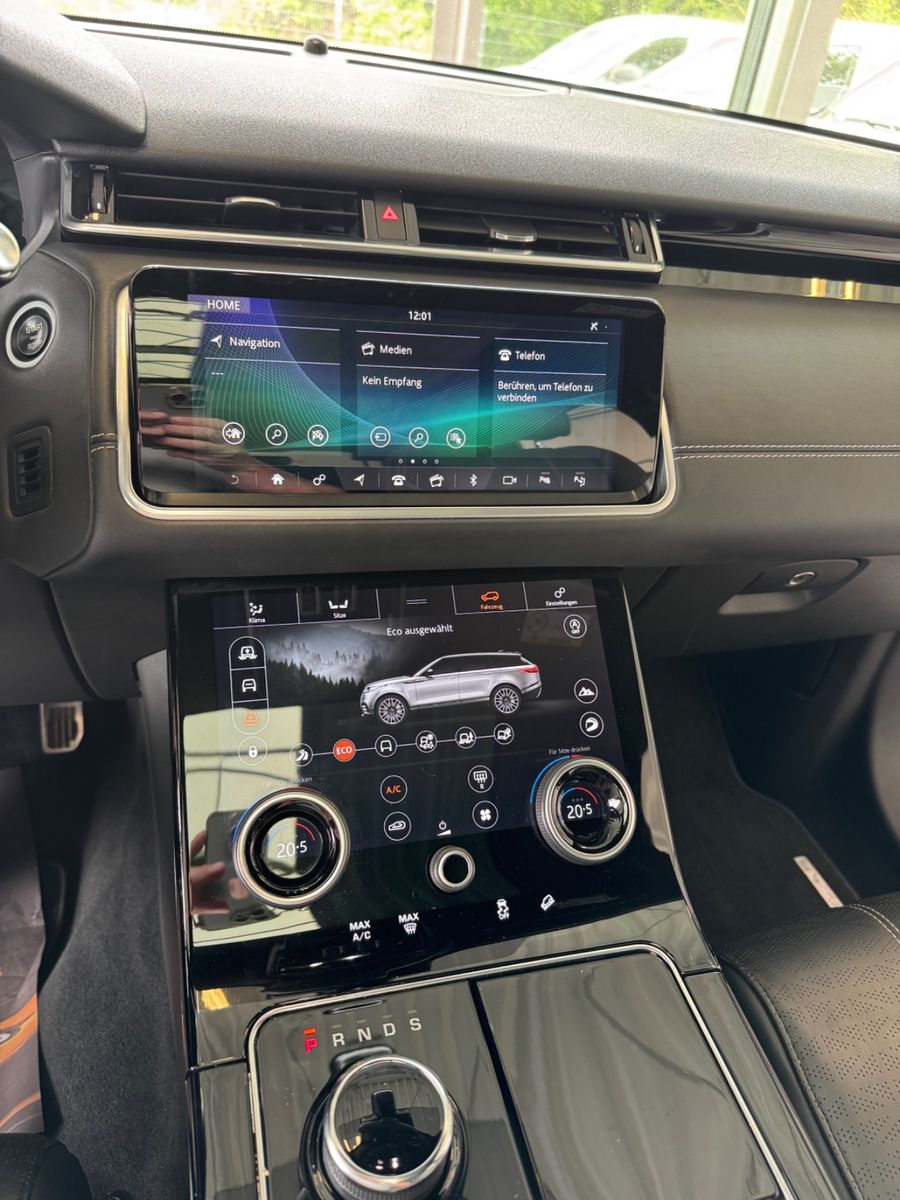 Fahrzeugabbildung Land Rover Range Rover Velar R-Dynamic HSE