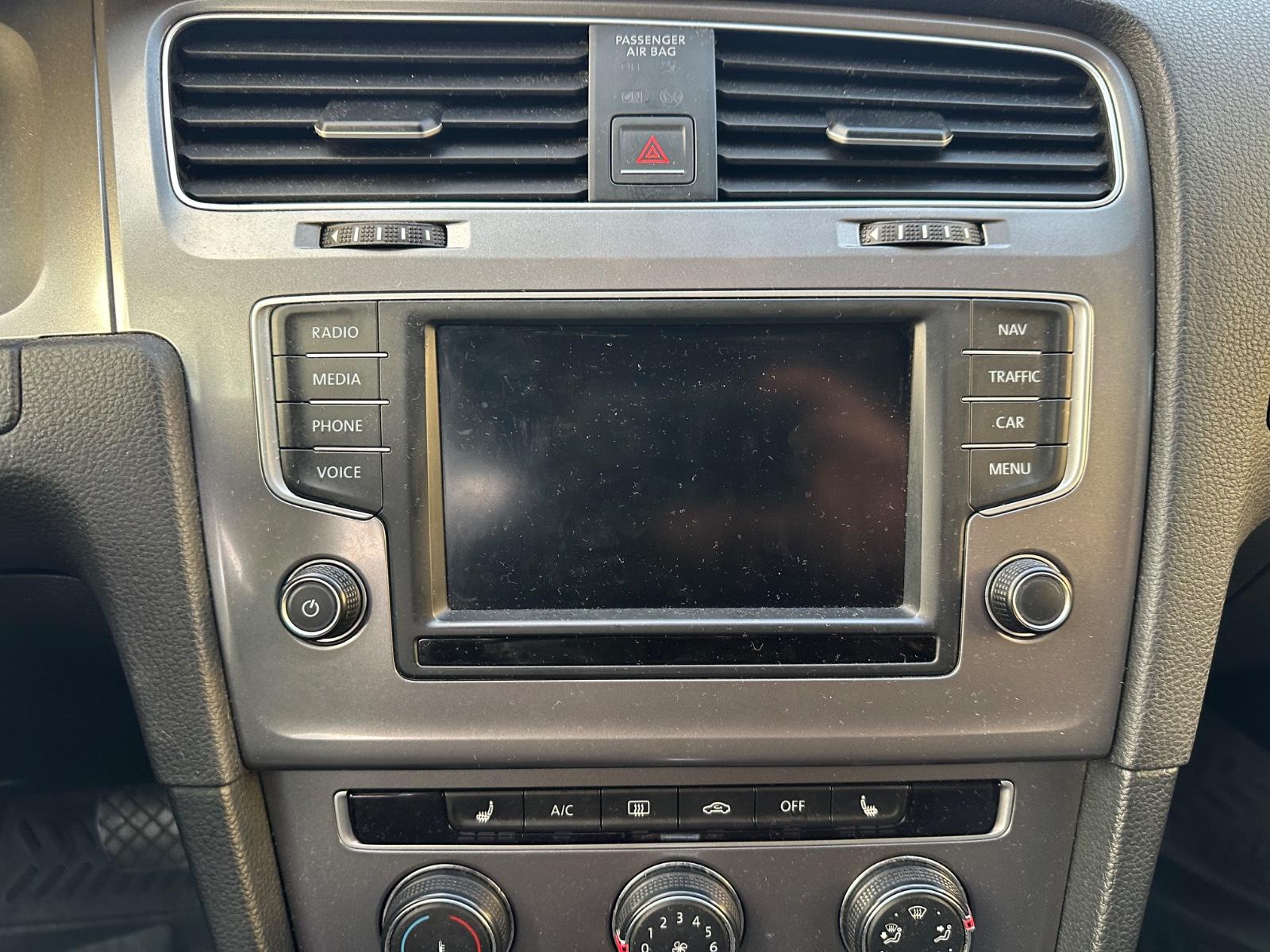 Volkswagen Golf 2015 — photo 15
