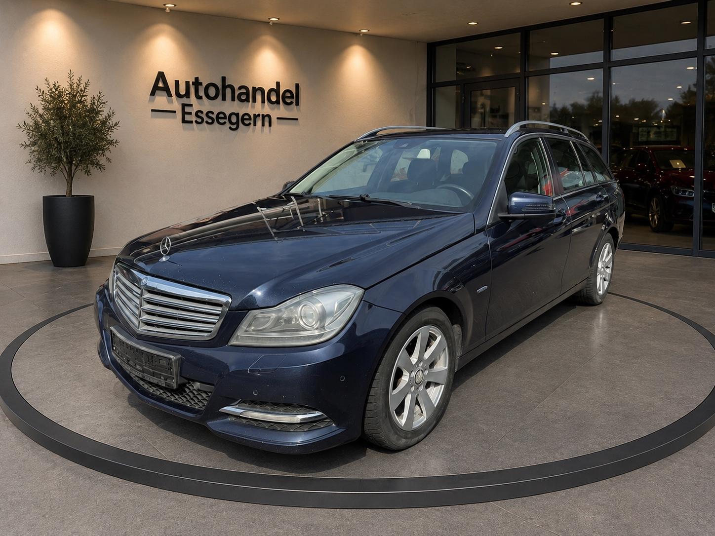 Mercedes-Benz C200, 2011