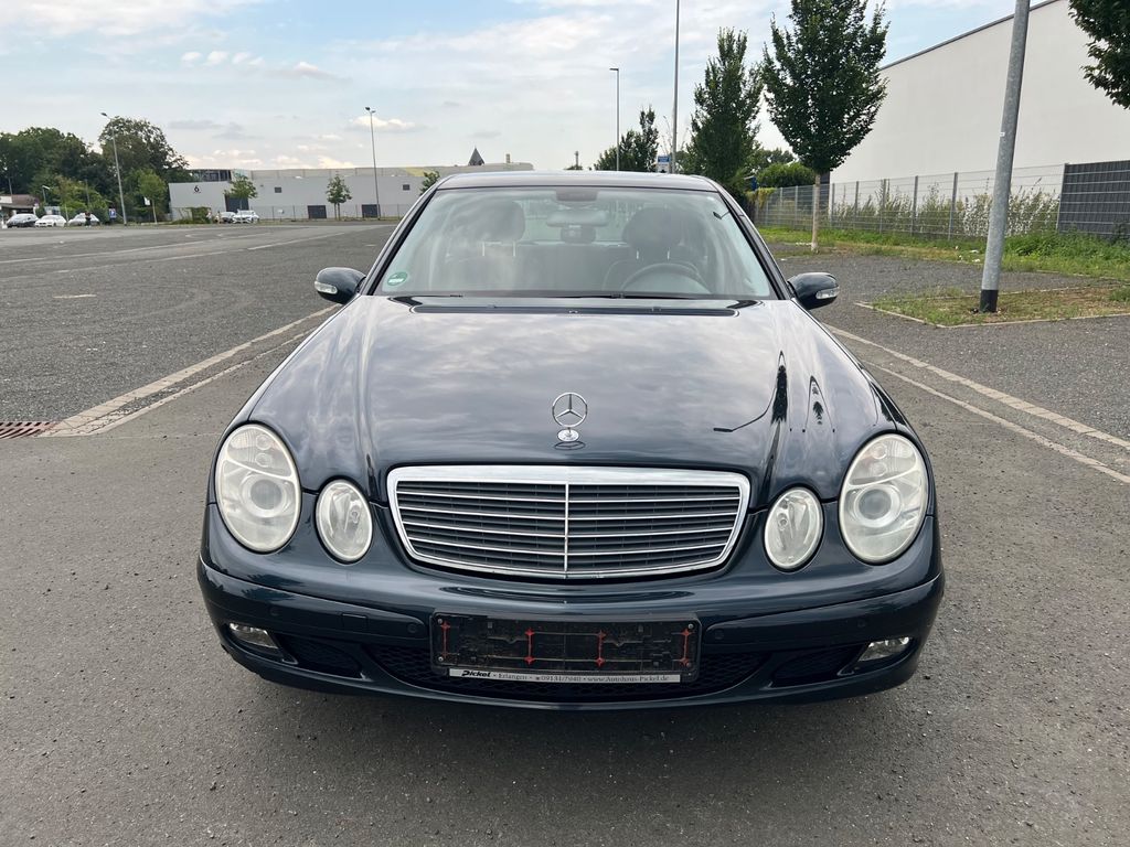 MERCEDES-BENZ E 320