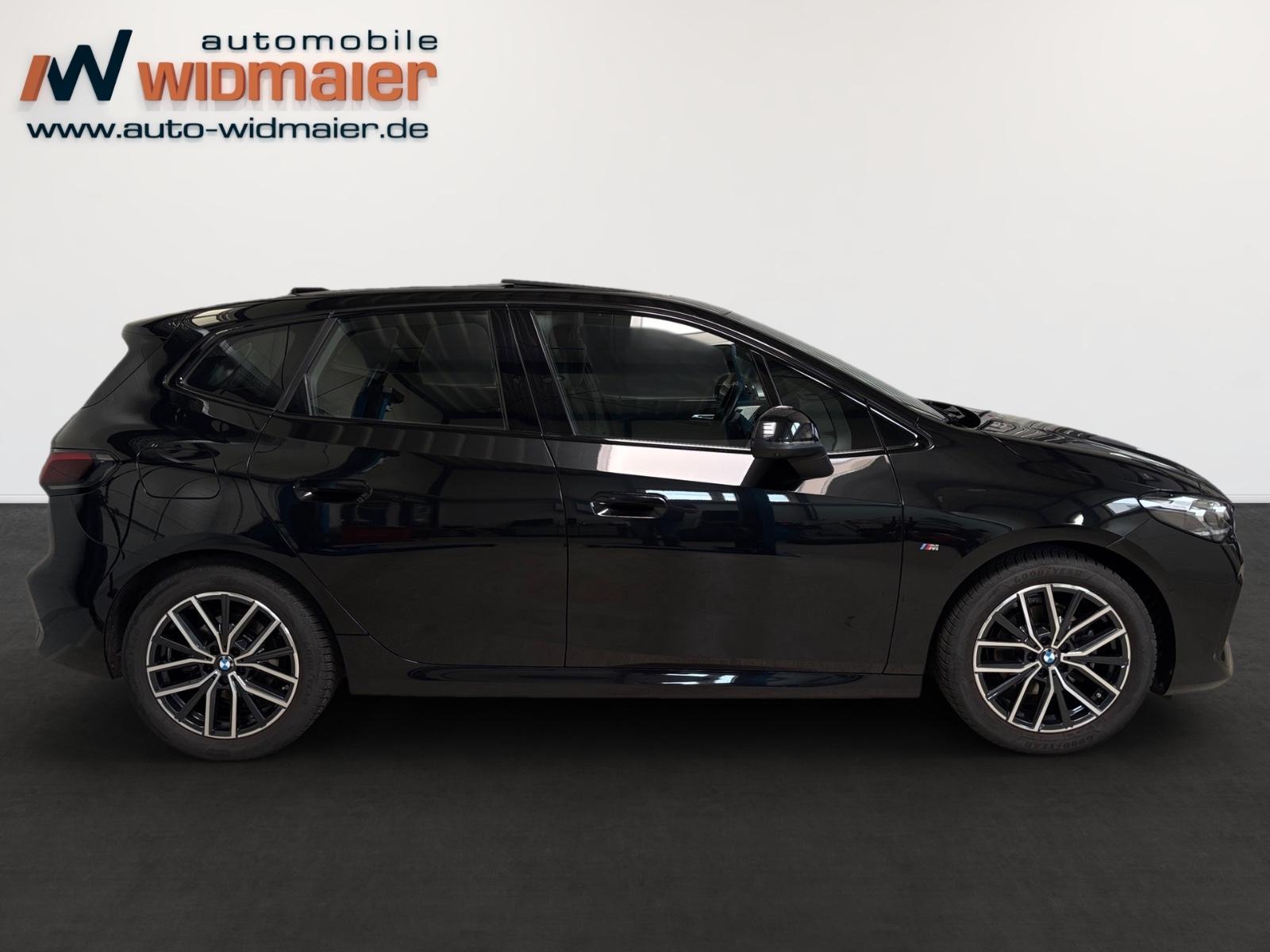 BMW 218d Active Tourer M Sport -- Pano/AHK/ACC/18LM