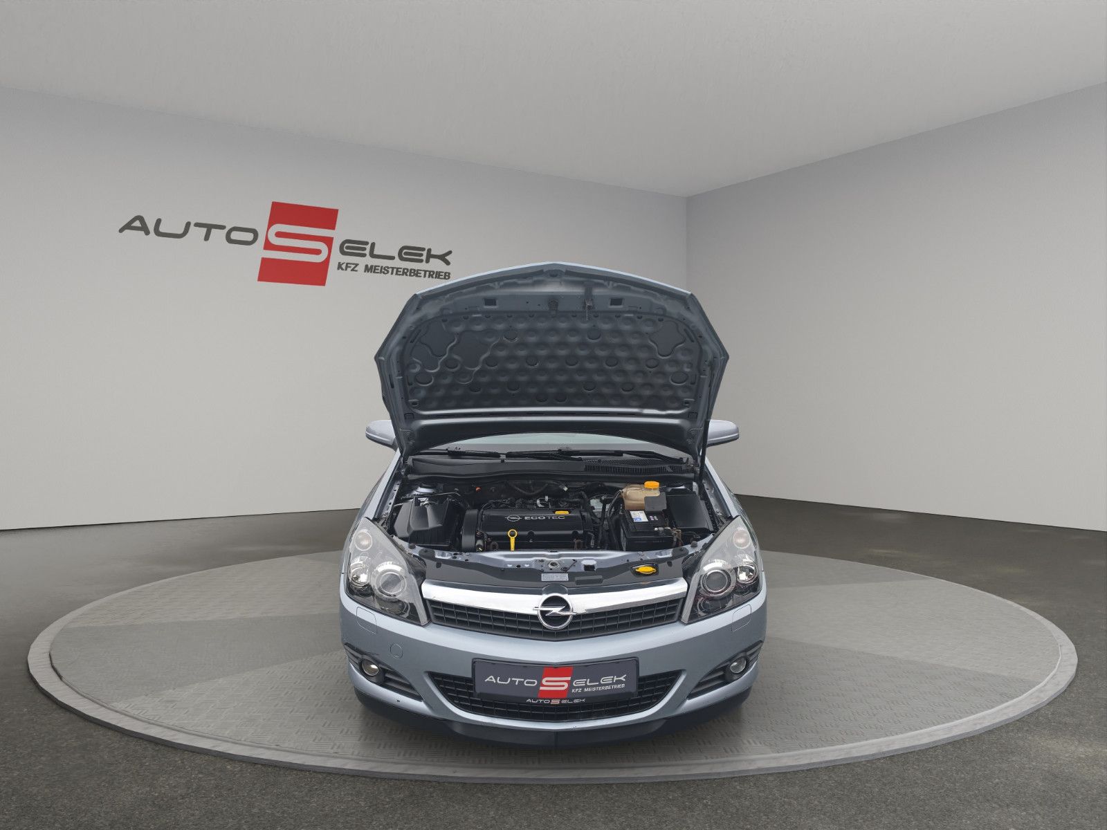 Fahrzeugabbildung Opel Astra H GTC Innovation TEMPOMAT KLIMA PDC