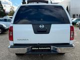 Nissan Navara Double Cab LE 4X4, Automatik, Vollaustat. - gebrauchte Nissan Navara aus dem Jahr 2011