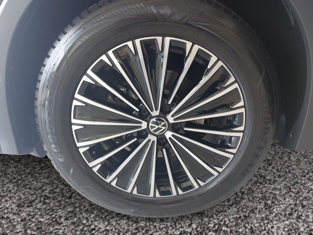 Fahrzeugabbildung Volkswagen Tiguan 1.5 eTSI DSG GOAL IQ.LIGHT