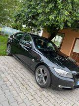 BMW E90 320d xdrive Facelift - BMW 320: 320d E90