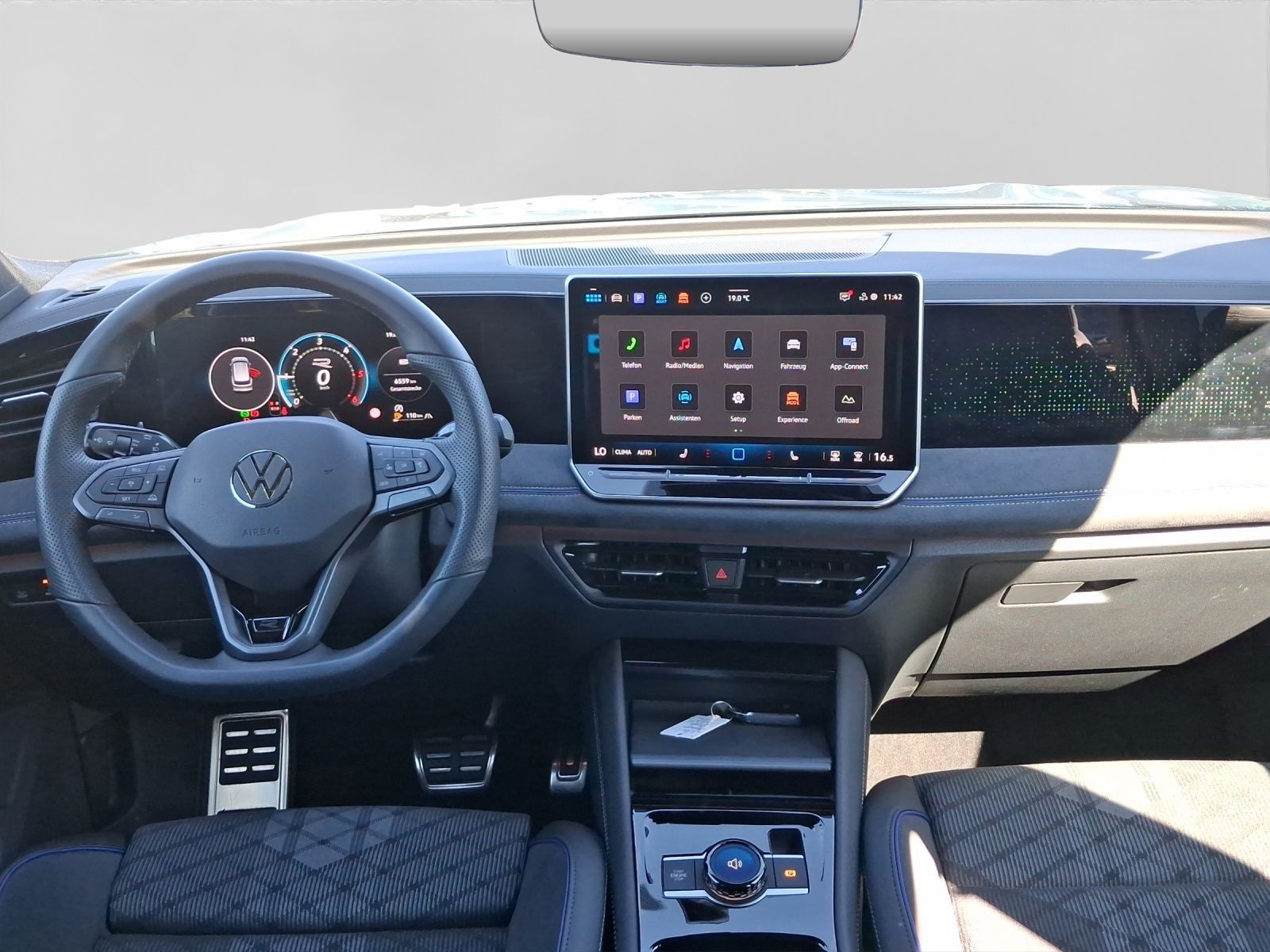 Volkswagen Tiguan 2.0 TDI DSG 4M R-LINE BLACK IQ LIGHT LM19 foto 5