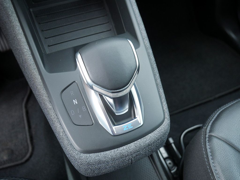 Fahrzeugabbildung Renault ZOE Intens R135 Z.E.50 KLIMA PDC KAMERA NAVI LED