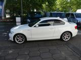 BMW 125 Baureihe 1 Coupe 125i AUTOMATIK LEDER SPORT - BMW 125 mit Benzin-Antrieb: Coupé, 125i Coup
