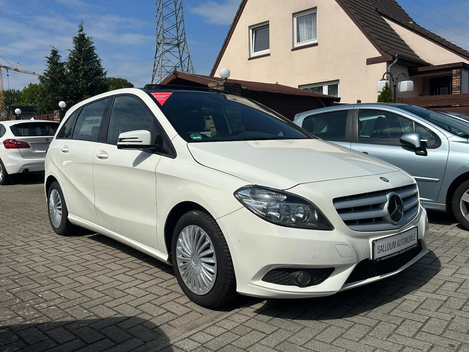 Mercedes-Benz B 180 *Automatik *Pano