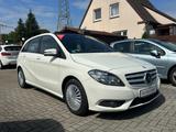 Mercedes-Benz B 180 *Automatik *Pano - Mercedes-Benz B 180 mit Panoramadach