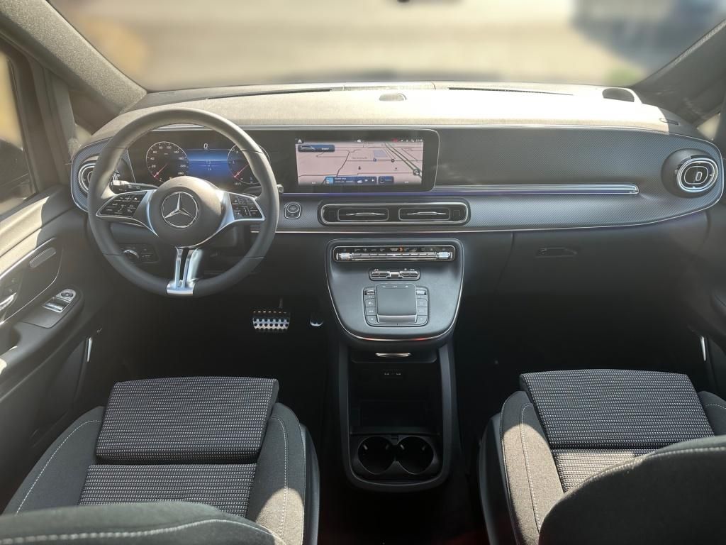 Fahrzeugabbildung Mercedes-Benz V 300 d 4MATIC STYLE Lang AIRMATIC AMG PANO STHZ