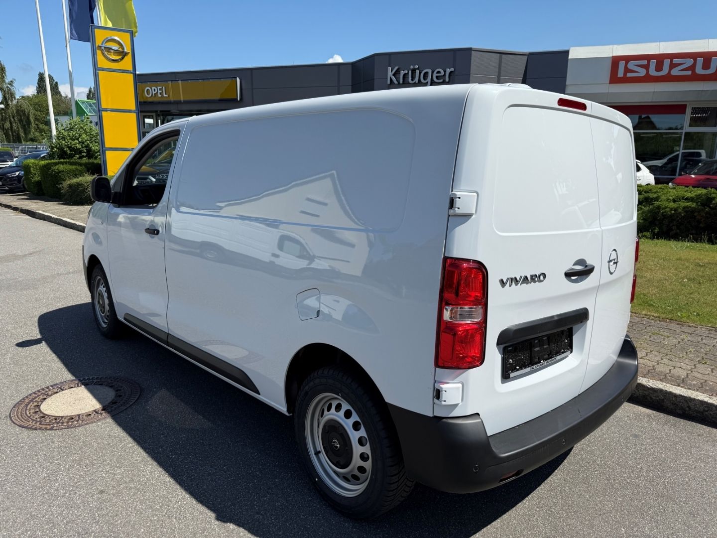 Fahrzeugabbildung Opel Vivaro Kasten Edition L2 2.0 Kamera+PDC+Carplay