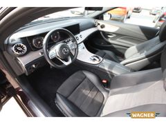 Fahrzeugabbildung Mercedes-Benz E 300 Coupe AMG-Styling